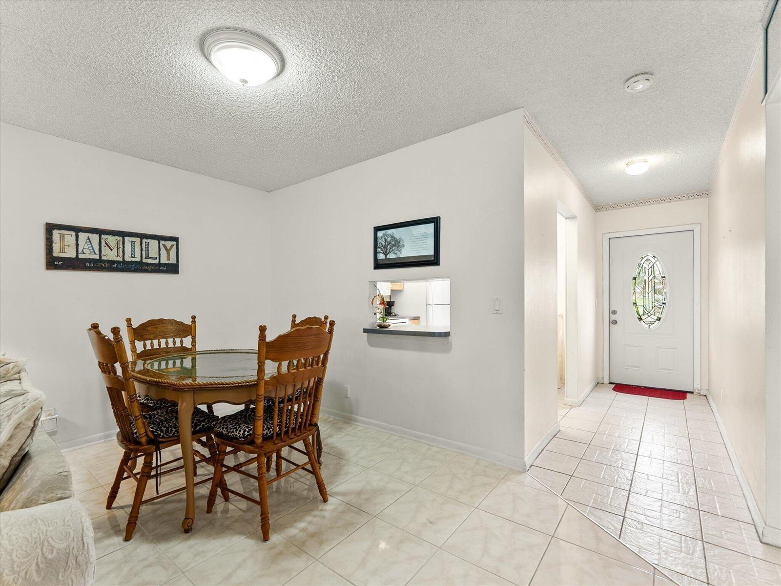 341 A Covered Bridge Boulevard, Lake Worth FL 33467 photo 5
