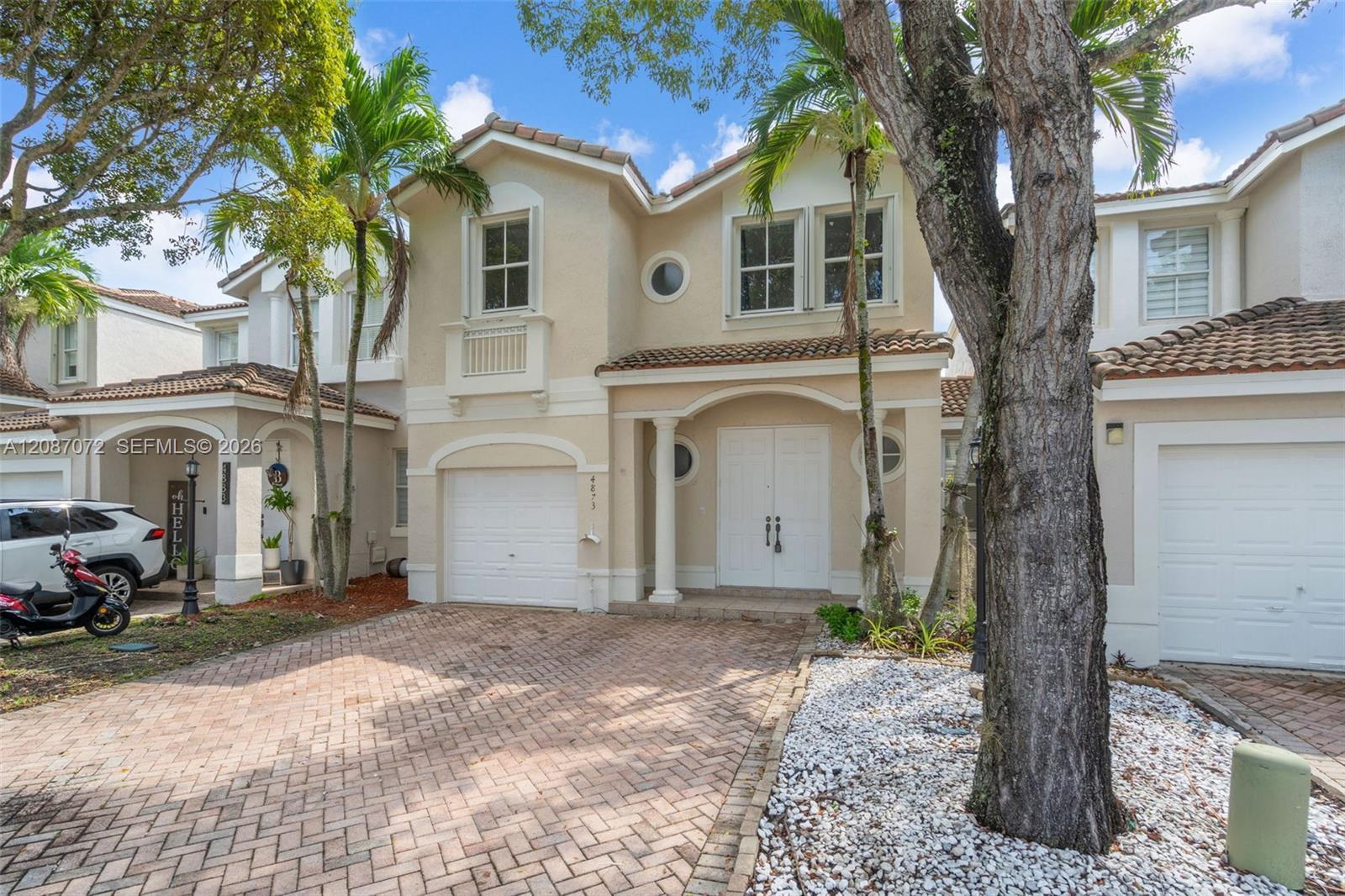 4873 NW 107th Path, Doral FL 33178 photo 3