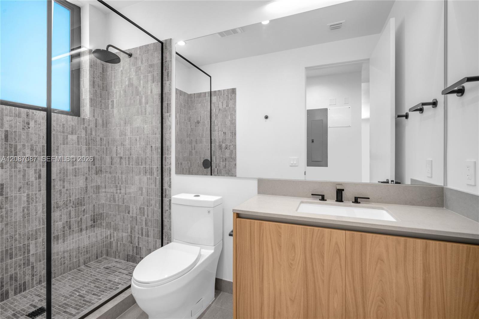 91 NW 27th St # 504, Miami FL 33127 photo 3