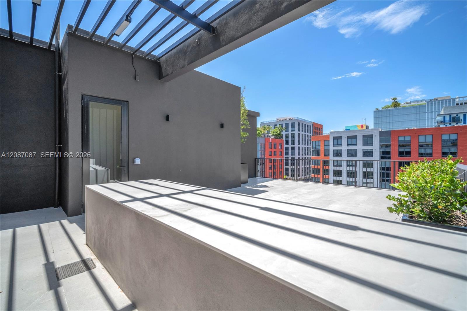 91 NW 27th St # 504, Miami FL 33127