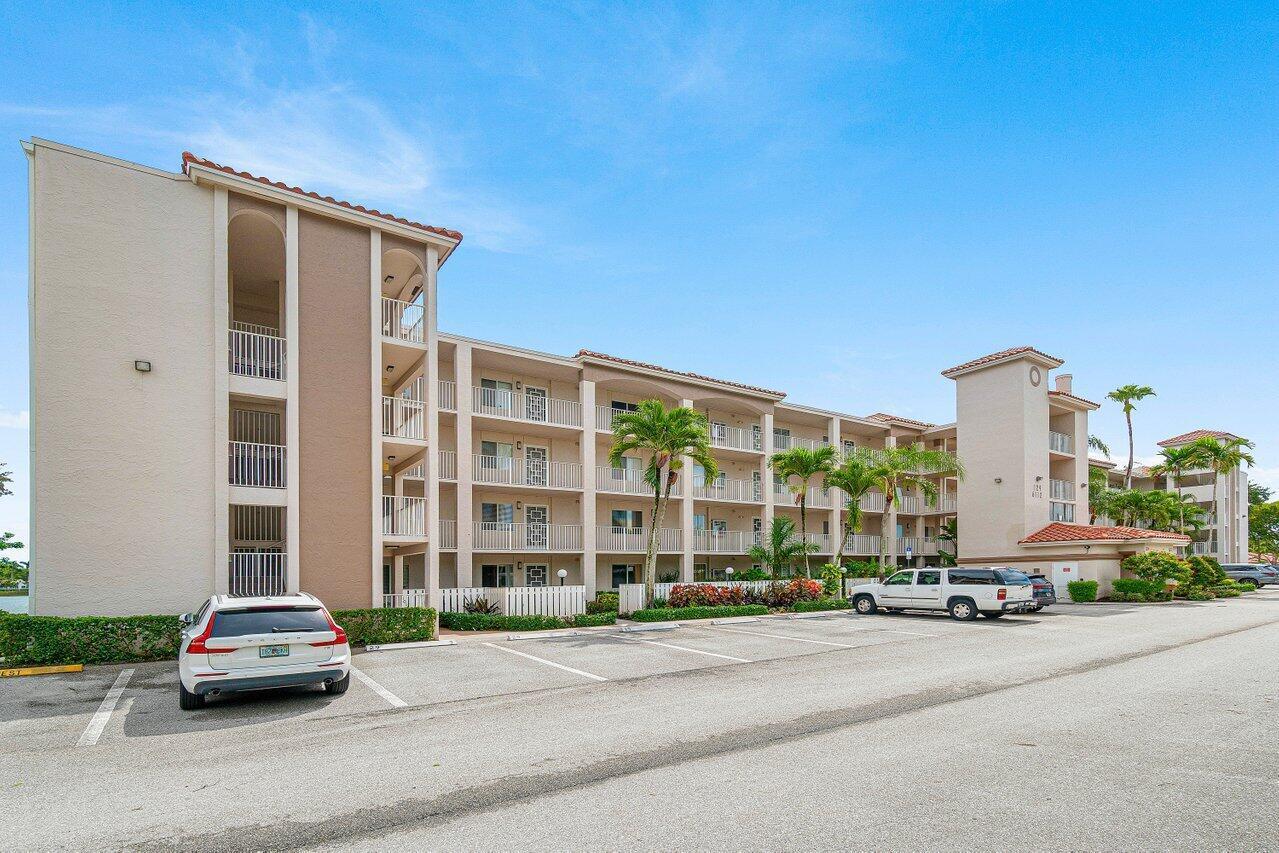 6112 Huntwick Terrace # 102, Delray Beach FL 33484