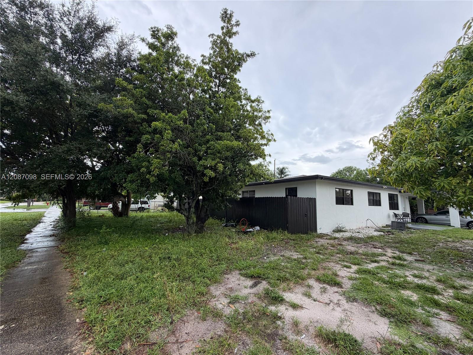 1200 NW 18th Ct # 1200, Fort Lauderdale FL 33311 photo 3