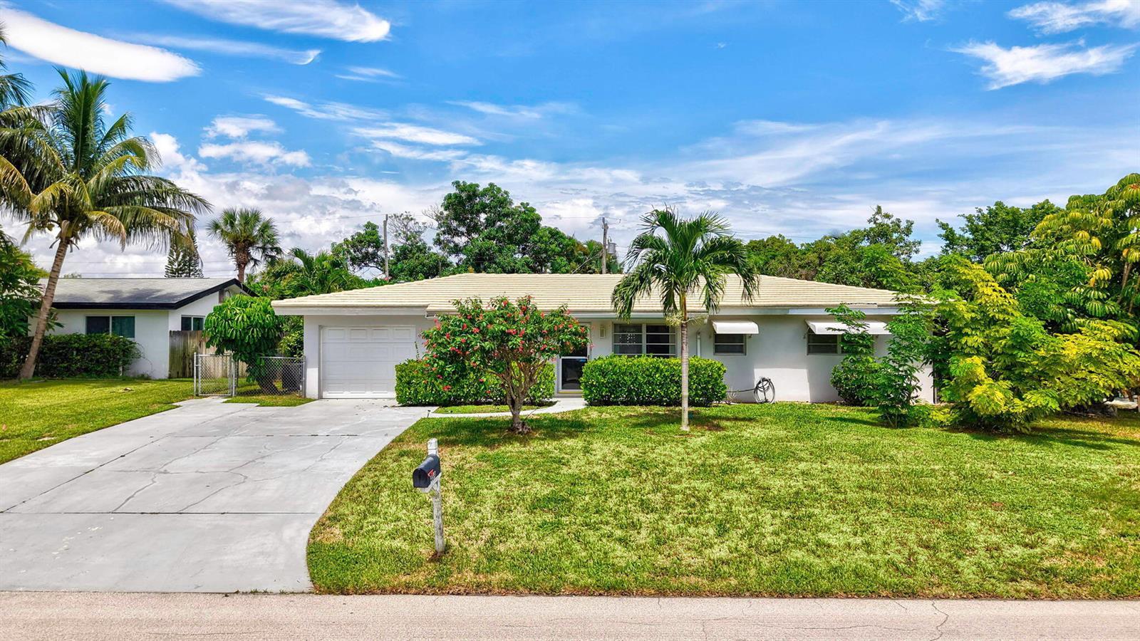 469 NE 35TH Street, Boca Raton FL 33431