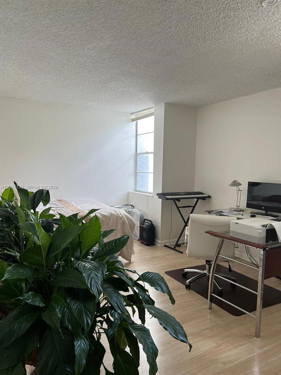 12105 NE 6th Ave # 403, North Miami FL 33161 photo 3