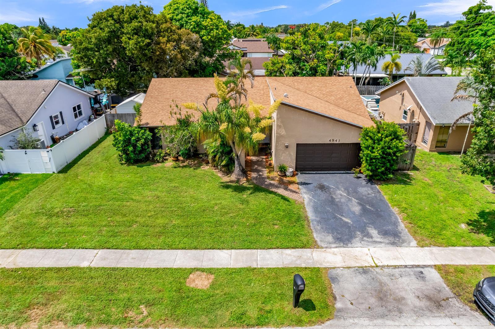 4941 NW 83rd Avenue, Lauderhill FL 33351 photo 2