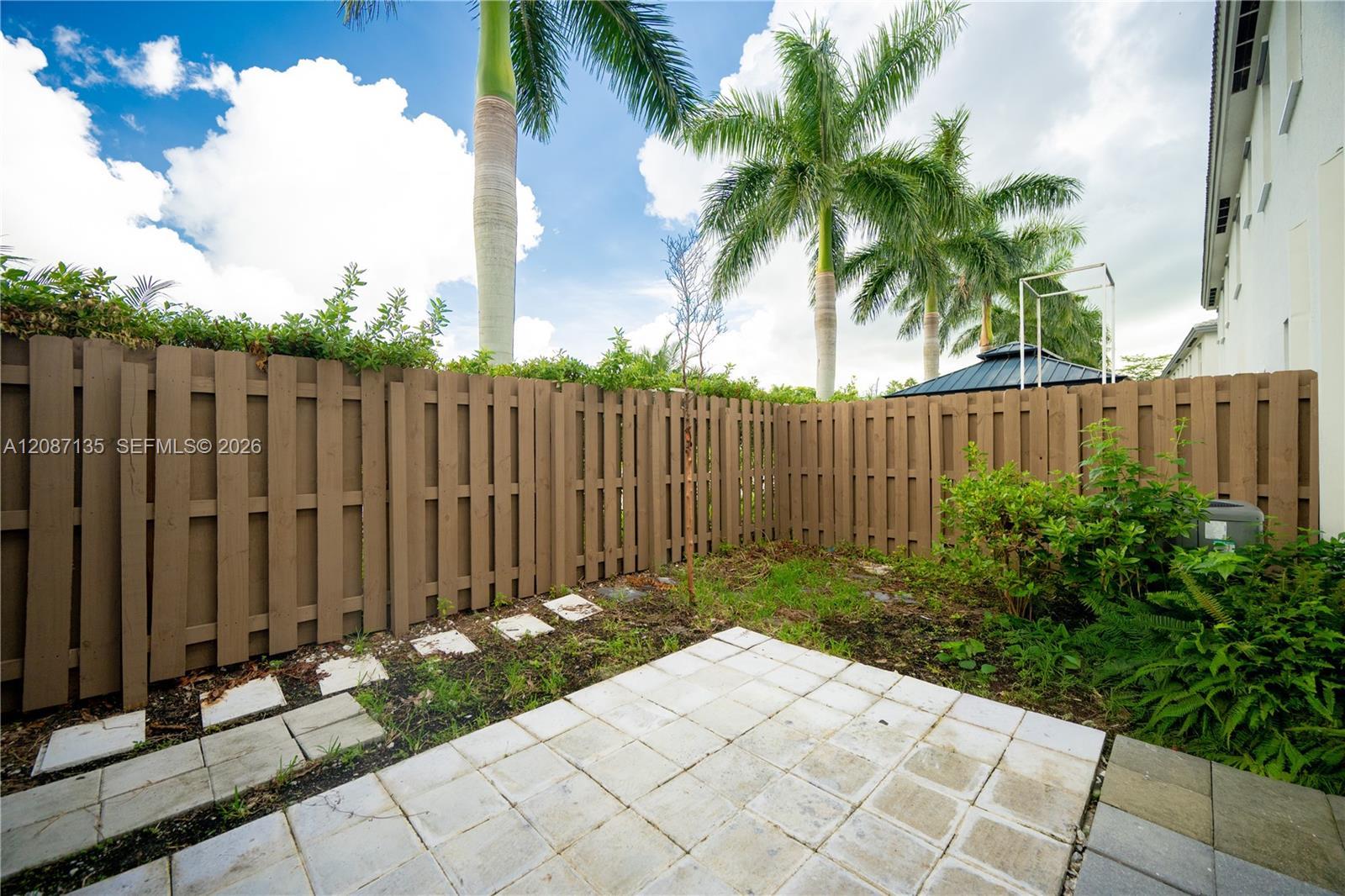 2667 SE 10th St # 0, Homestead FL 33035 photo 2