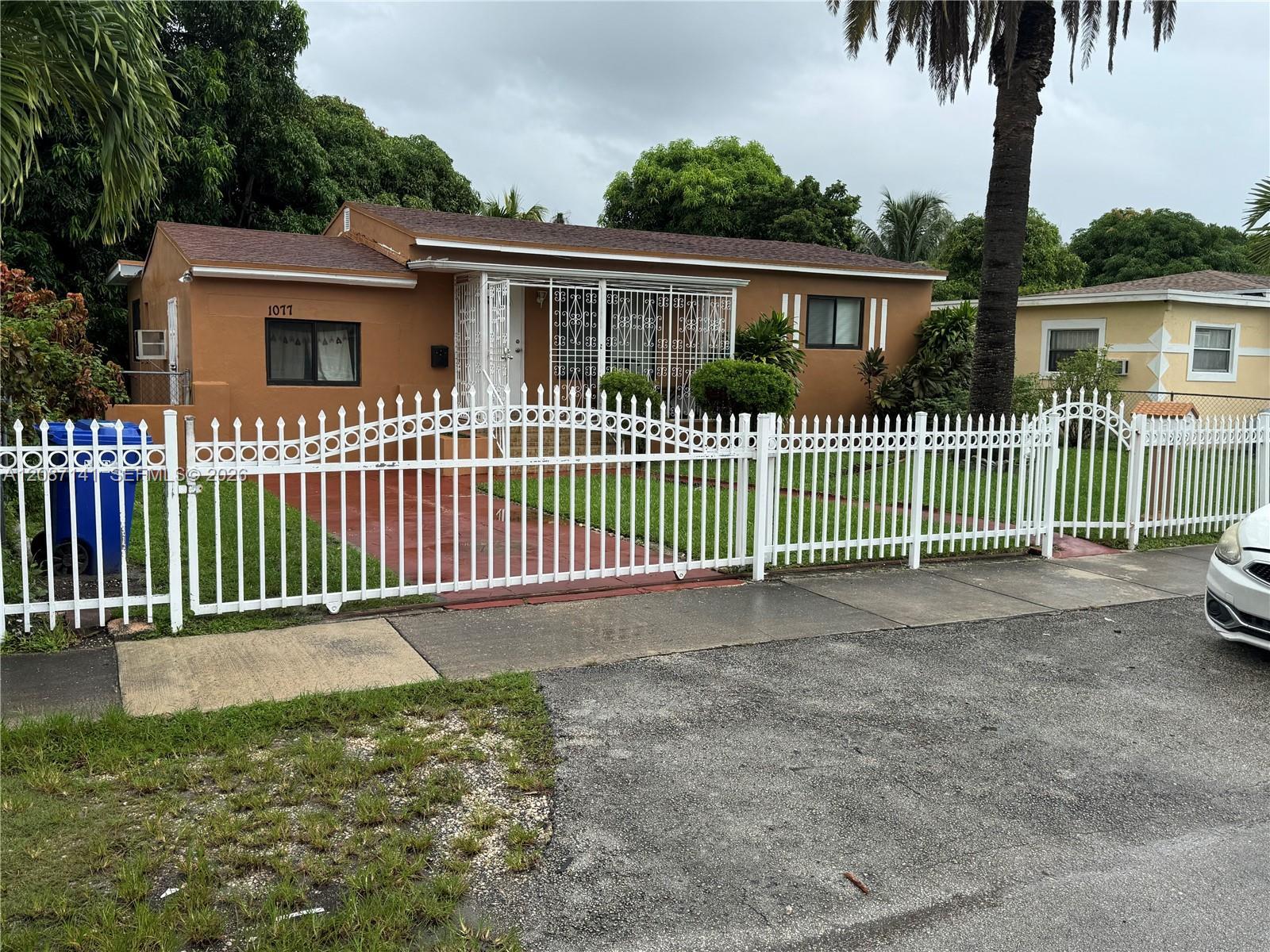 1077 NE 157th Ter, North Miami Beach FL 33162 photo 3