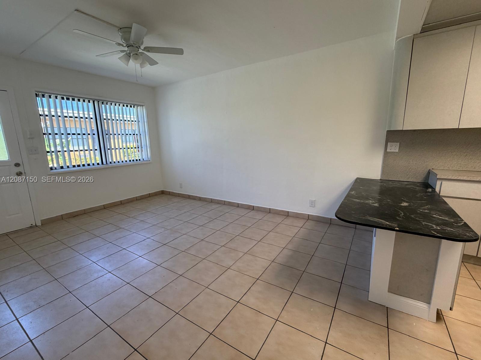1845 Pembroke Rd # 27, Hollywood FL 33020 photo 2
