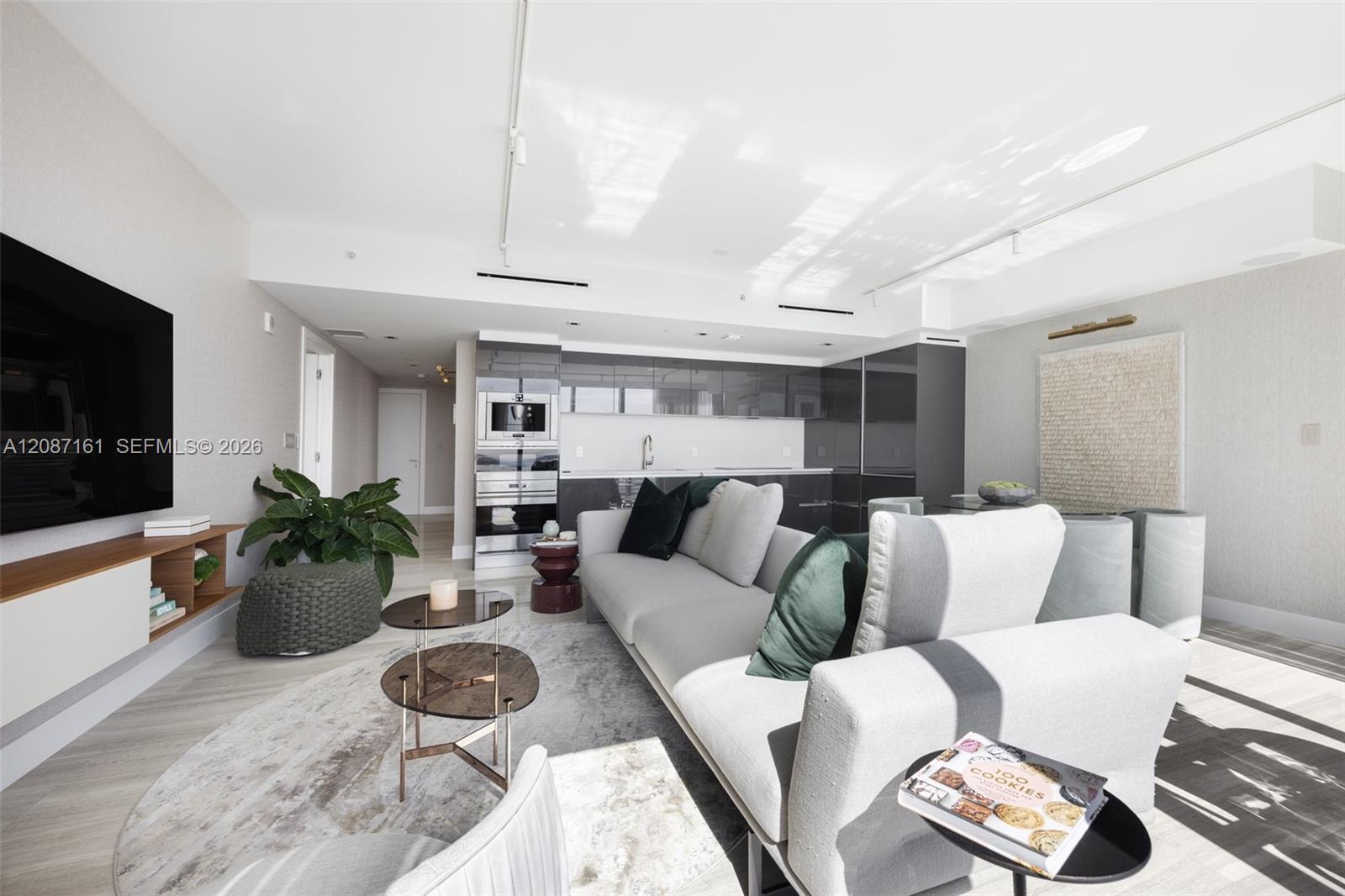 1451 Brickell Ave # 1901, Miami FL 33131 photo 2
