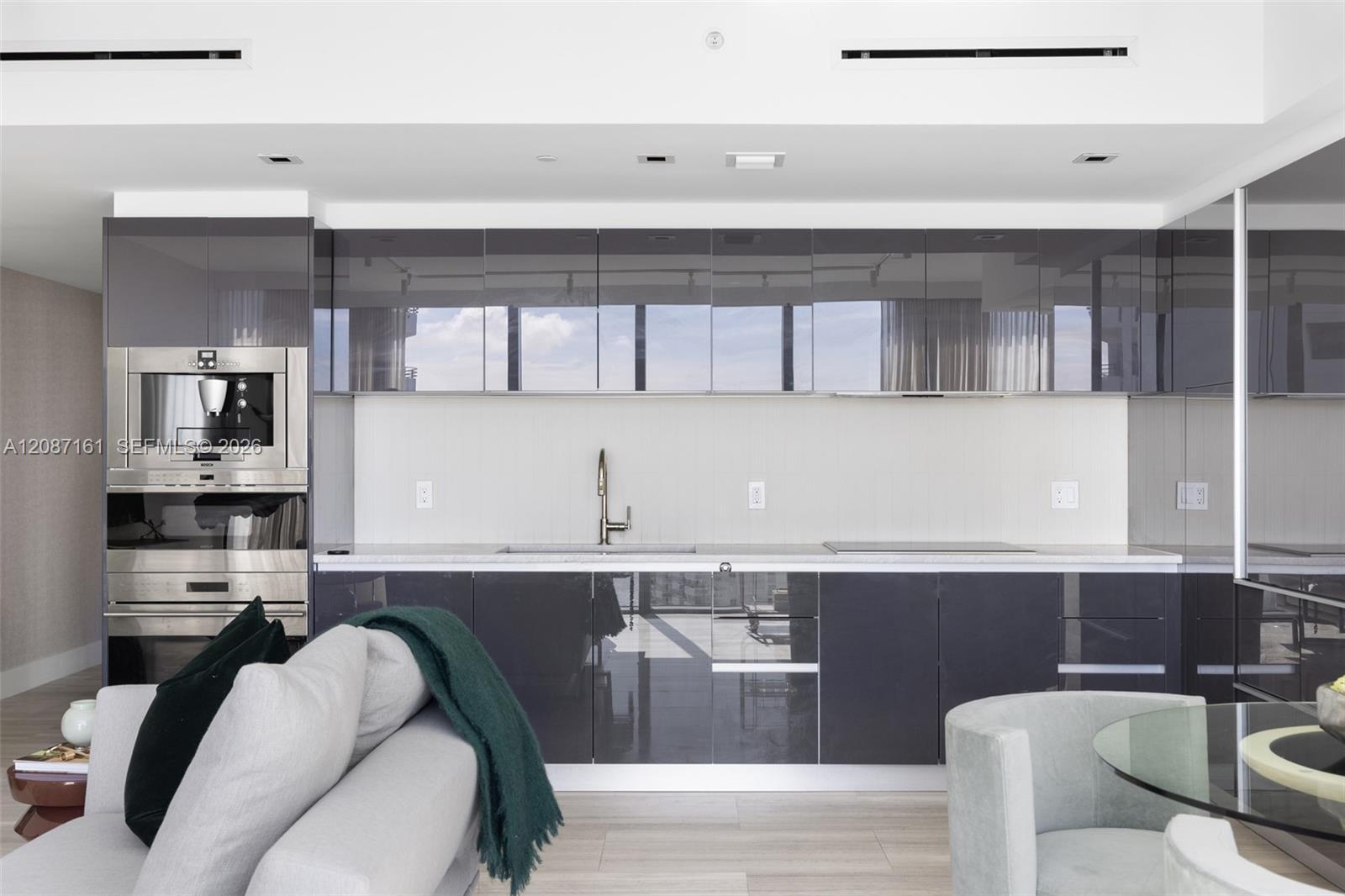 1451 Brickell Ave # 1901, Miami FL 33131 photo 3