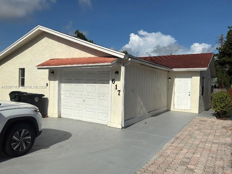 617 S A St, Lake Worth FL 33460