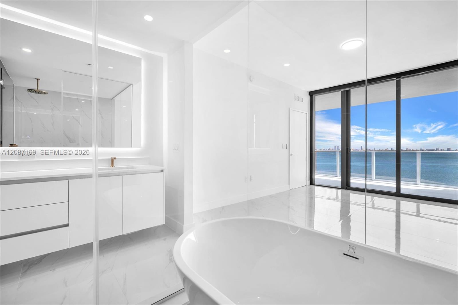 700 NE 24th St # 1205, Miami FL 33137 photo 2