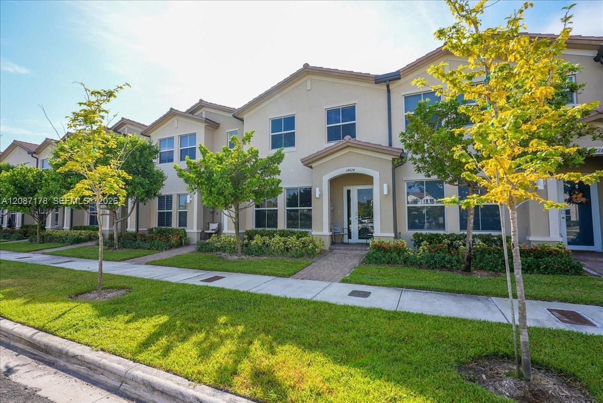 14824 SW 265th St, Homestead FL 33032 photo 2