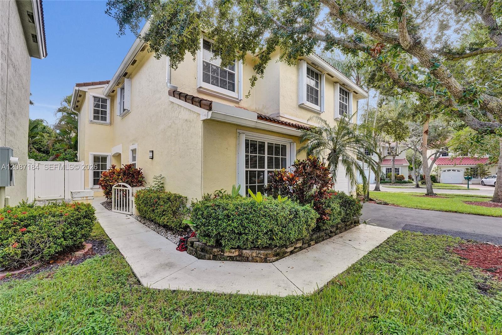 Weston, FL