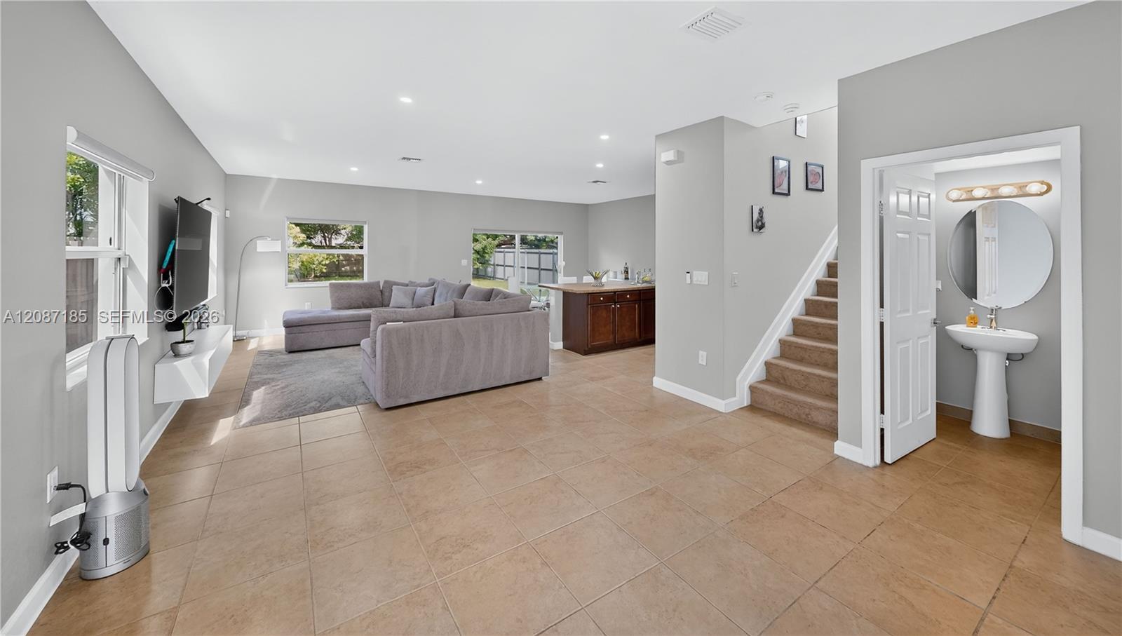 278 SE 31st Ter, Homestead FL 33033 photo 3
