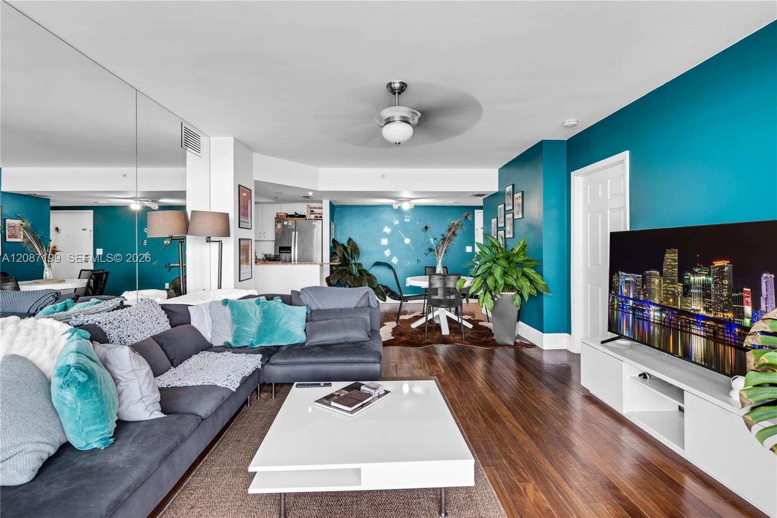 800 Claughton Island Dr # 1604, Miami FL 33131 photo 4