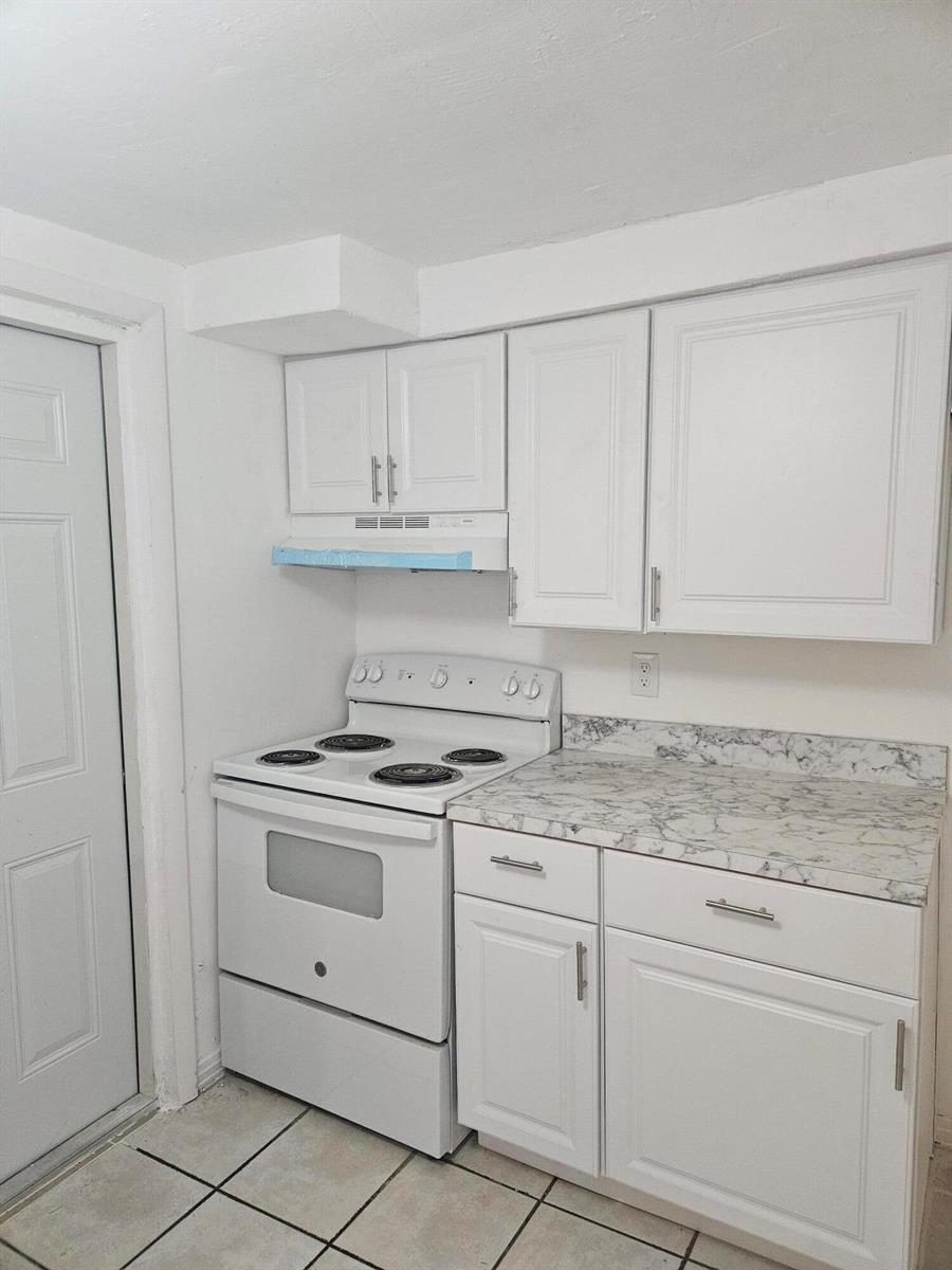 2467 NW 90TH Street, Miami FL 33147