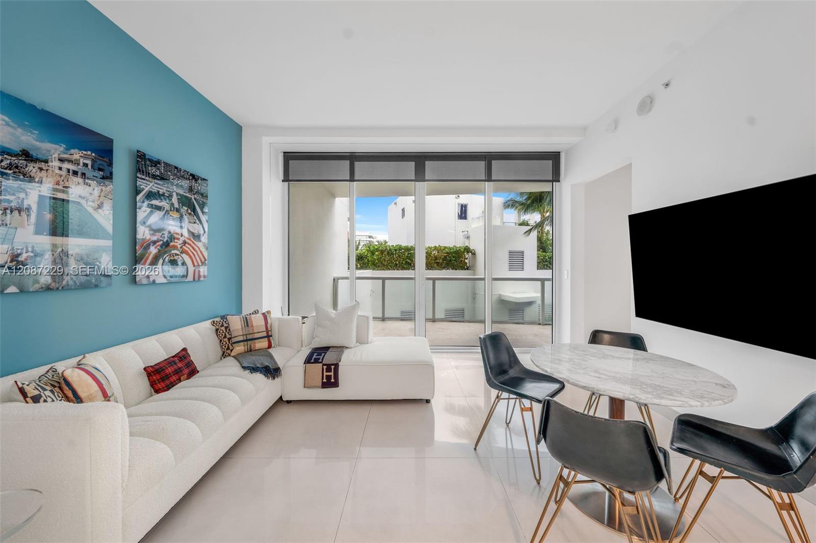 50 S Pointe Dr # 514, Miami Beach FL 33139 photo 2