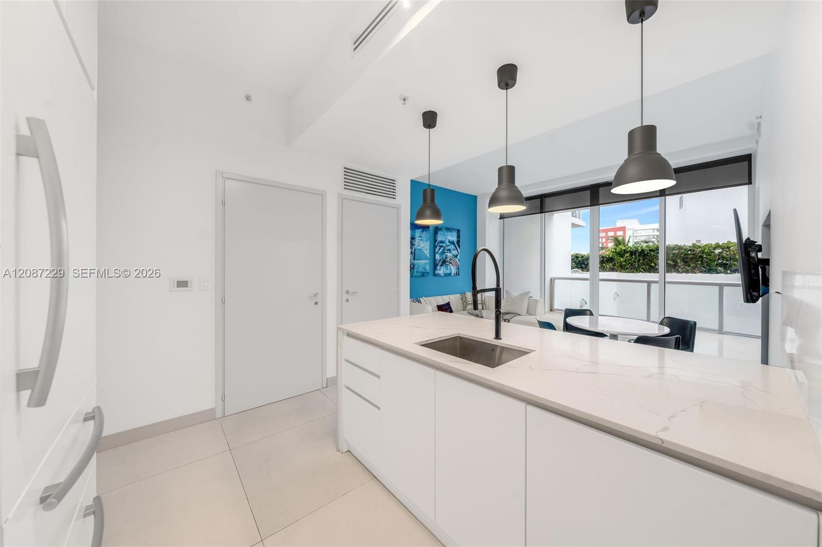50 S Pointe Dr # 514, Miami Beach FL 33139 photo 5