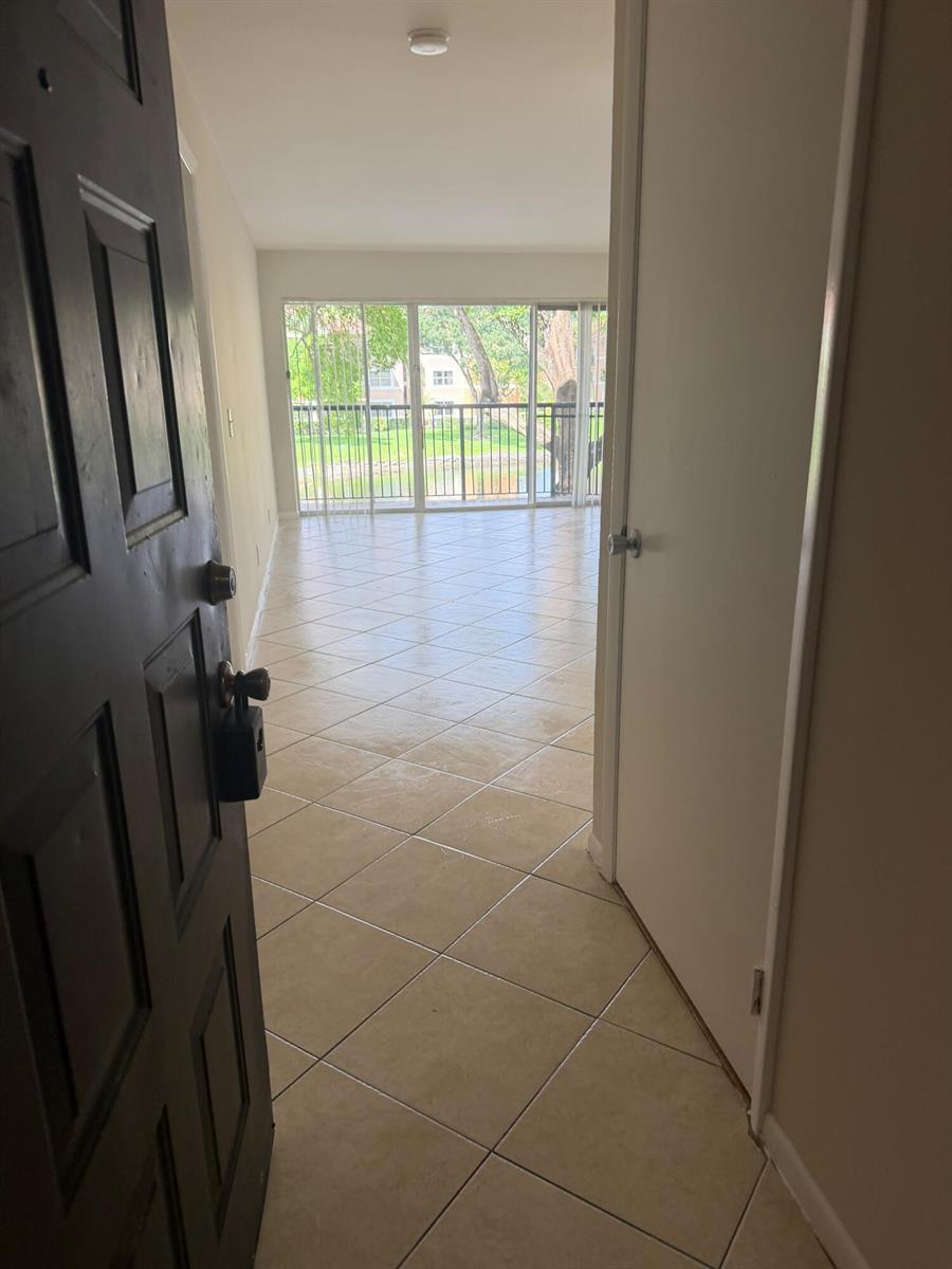 8701 WILES Road # 204, Coral Springs FL 33067 photo 5