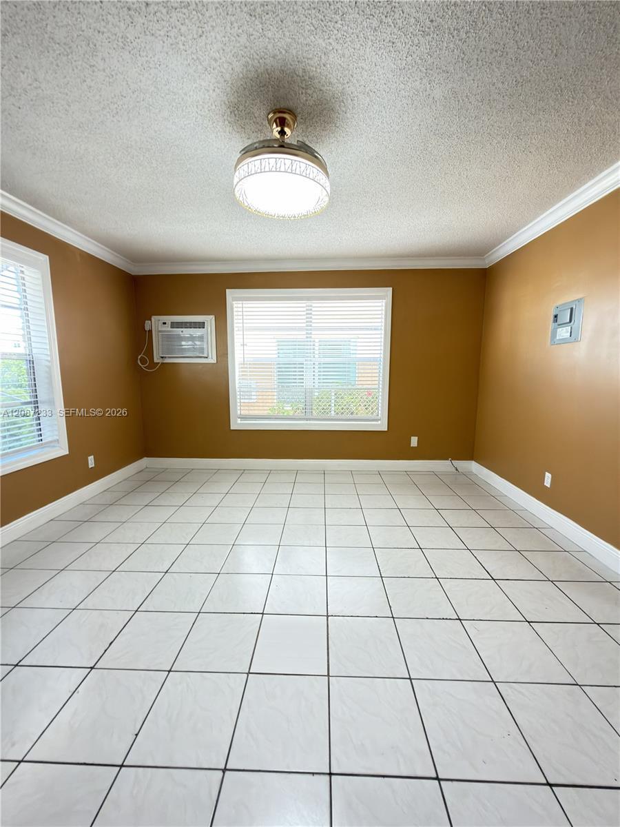 7336 Carlyle Ave # 2, Miami Beach FL 33141 photo 4