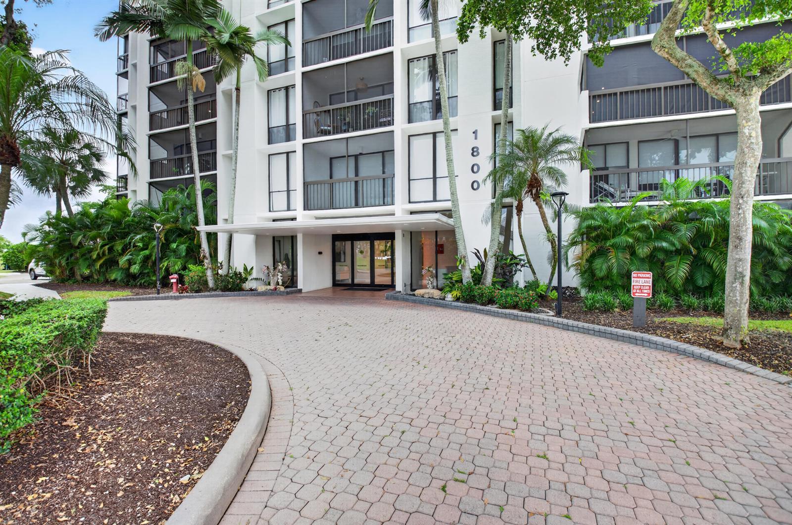 1863 Bridgewood Drive, Boca Raton FL 33434 photo 2