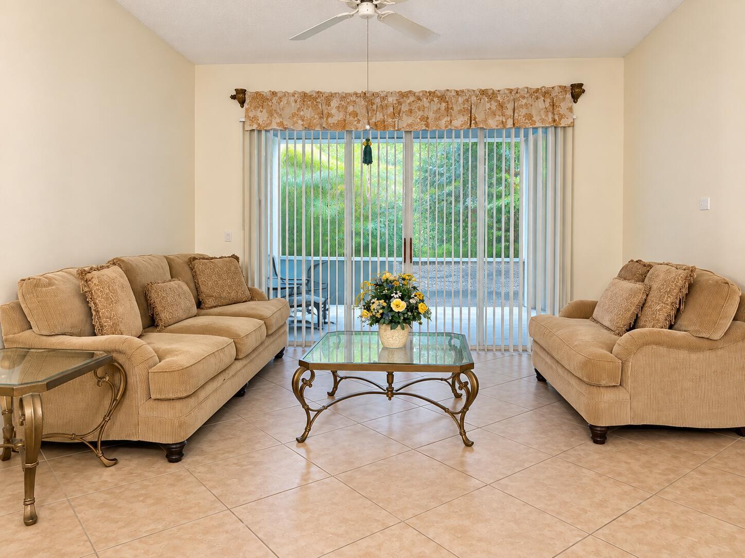 10164 LOMBARDY Drive, Tamarac FL 33321 photo 5