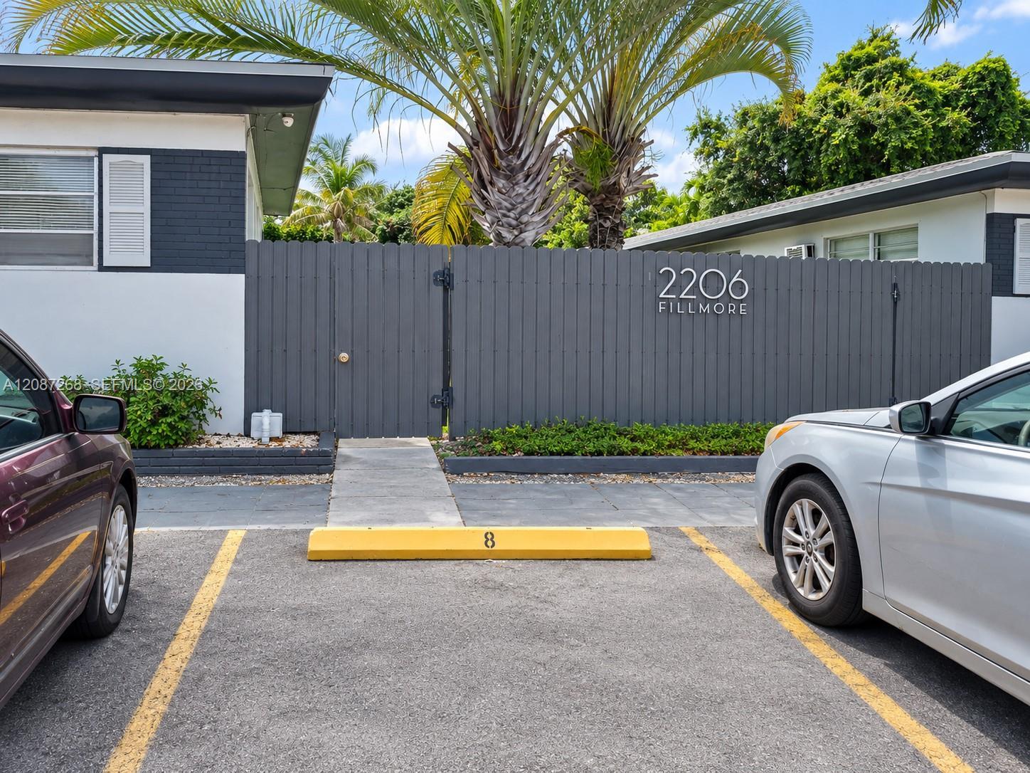 2206 Fillmore St # 8, Hollywood FL 33020 photo 5