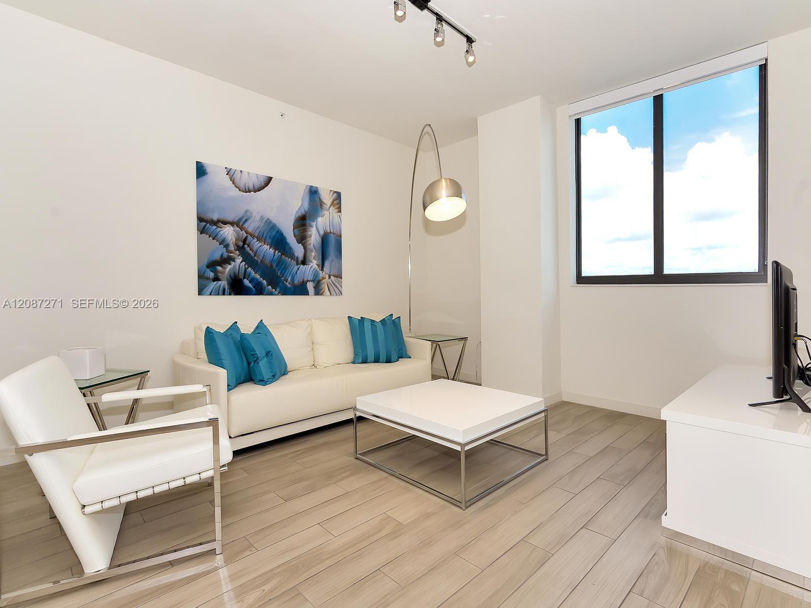 999 SW 1st Ave # 2512, Miami FL 33130 photo 2