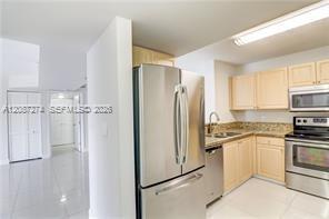 609 E Sheridan St # 201, Dania Beach FL 33004 photo 3
