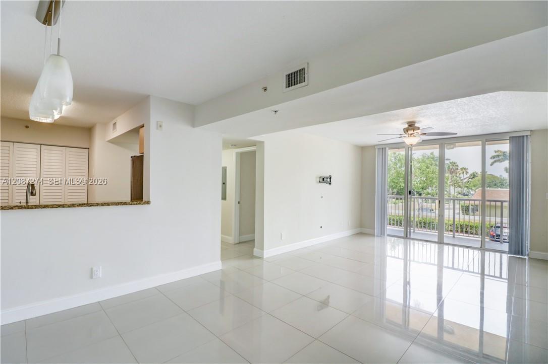 609 E Sheridan St # 201, Dania Beach FL 33004