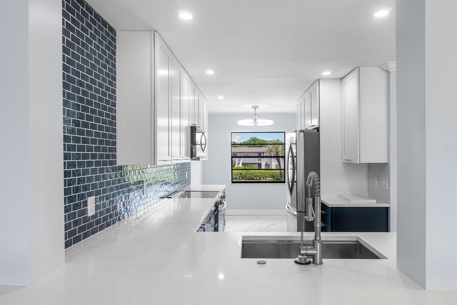 15 SOUTHPORT Lane # D, Boynton Beach FL 33436 photo 3