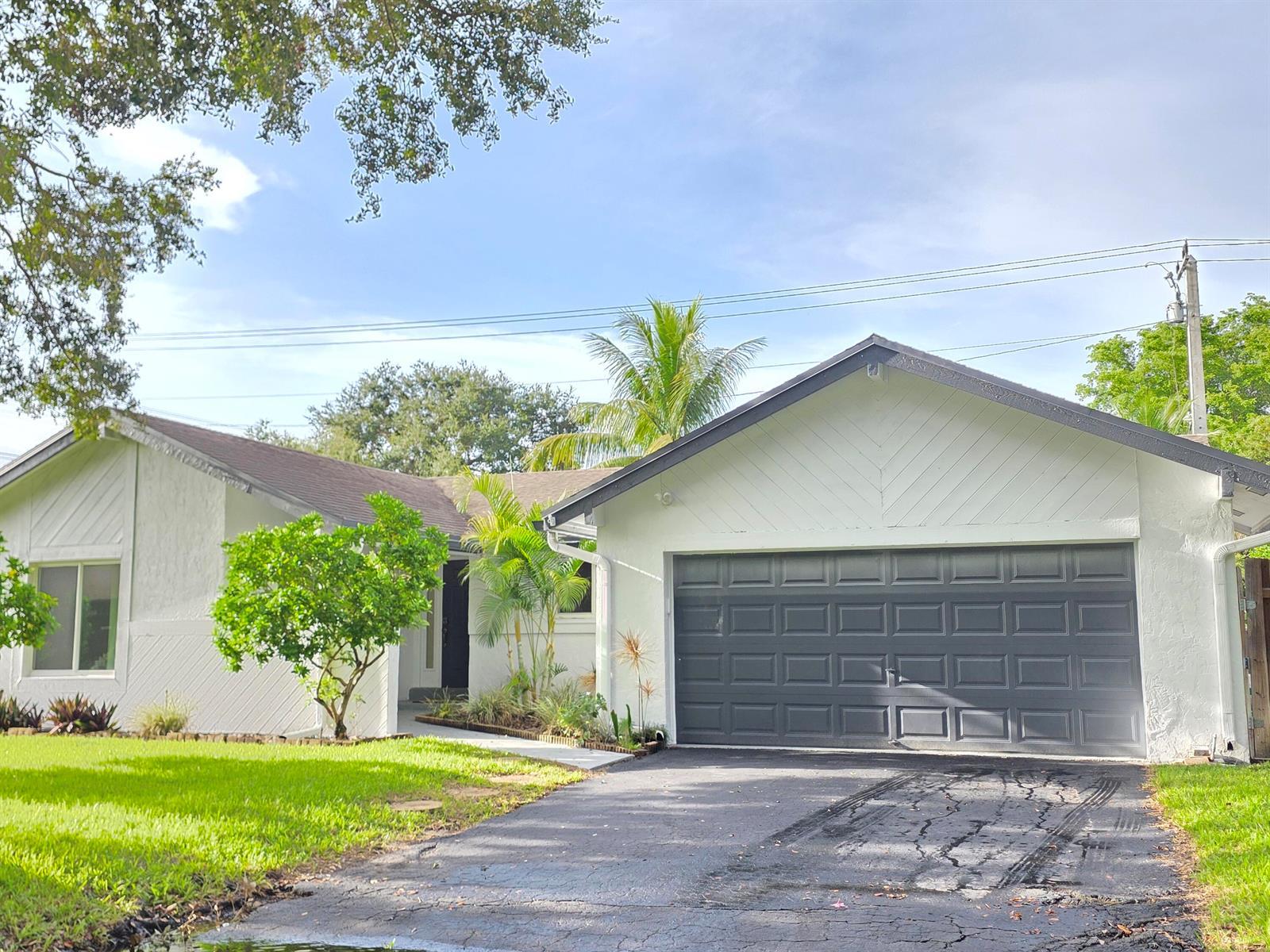12301 PASEO Way, Cooper City FL 33026