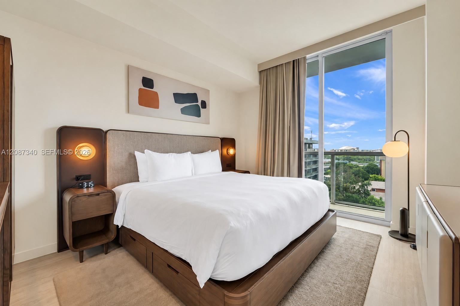 1611 SW 2nd ave # 605, Miami FL 33129