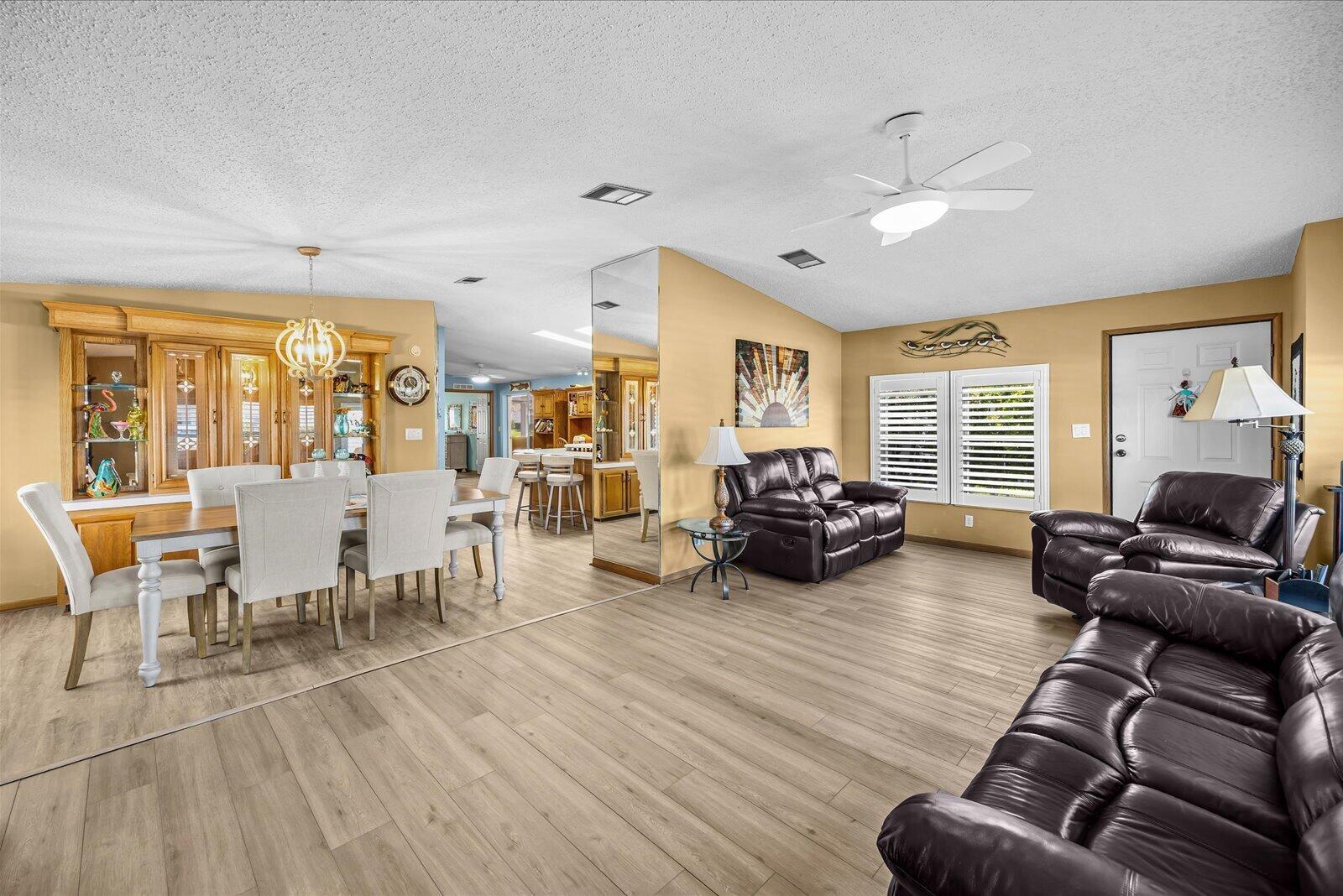8516 MARLBERRY Court, Port St. Lucie FL 34952 photo 5