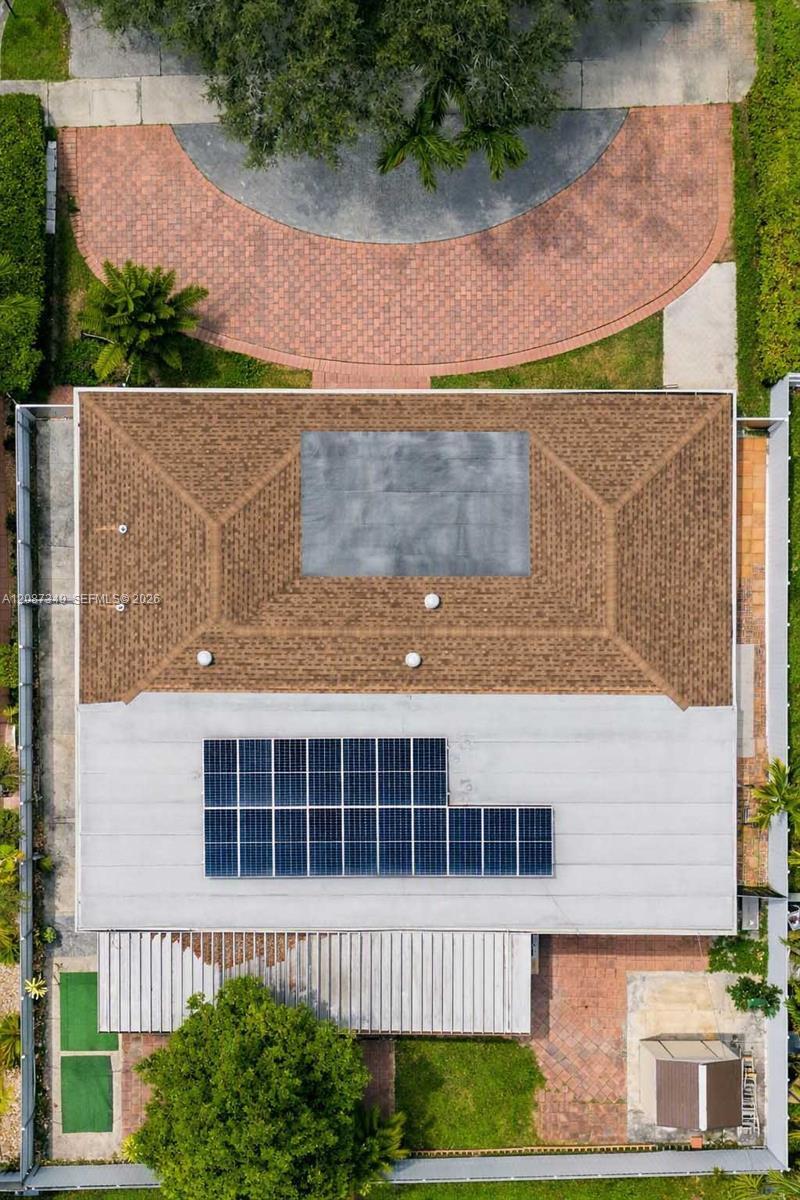 11231 NW 60th Ct, Hialeah FL 33012 photo 3