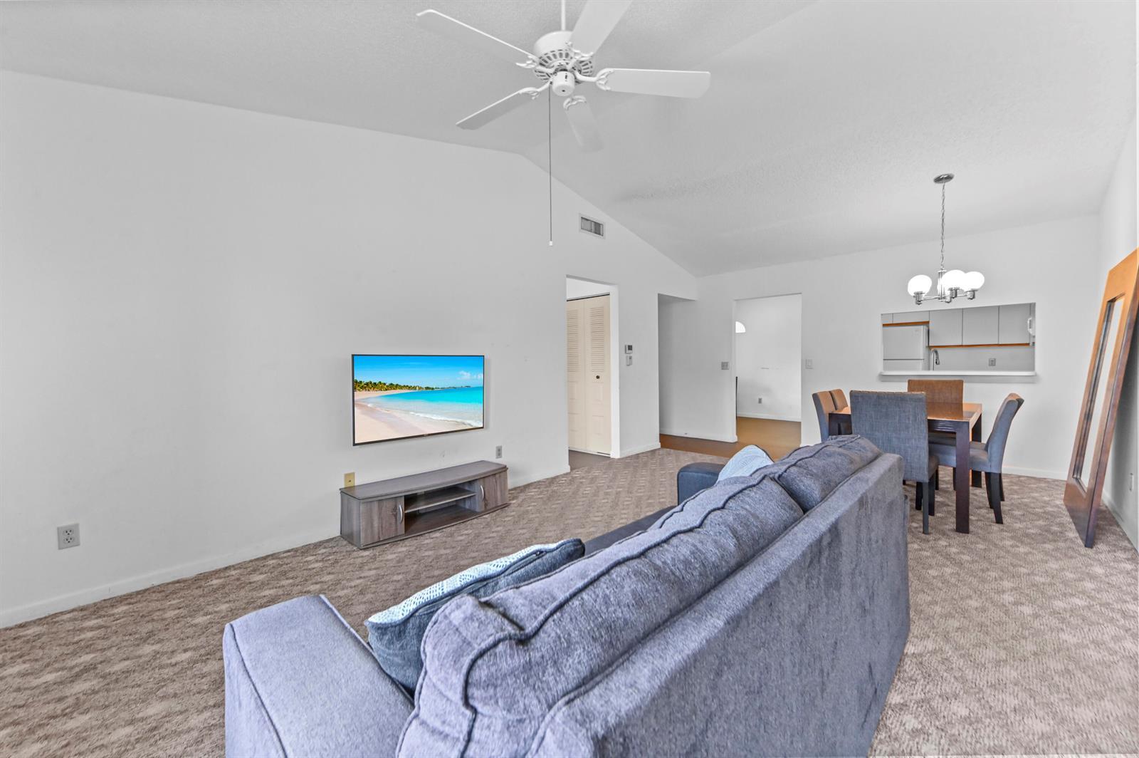 4717 Lucerne Lakes Boulevard E # 201, Lake Worth FL 33467 photo 5