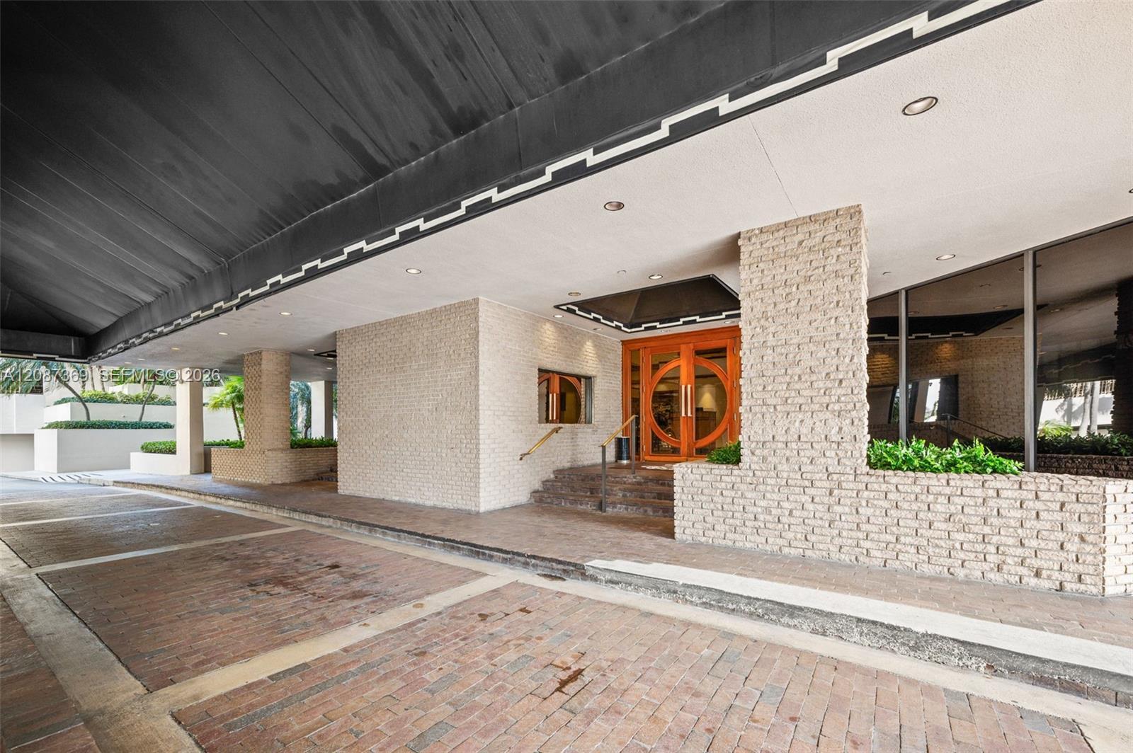 2 Grove Isle Dr # B1402, Miami FL 33133 photo 5