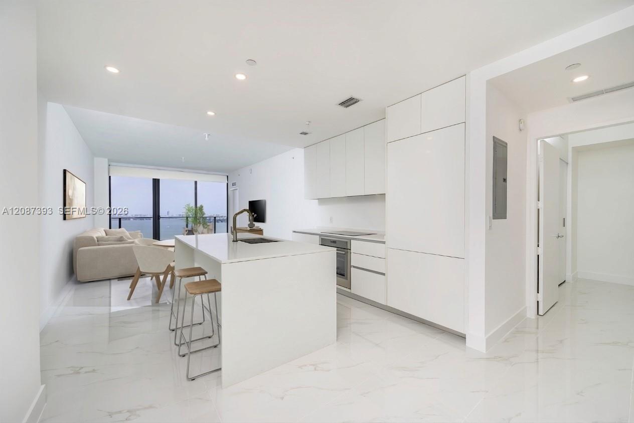 700 NE 24th St # 3504, Miami FL 33137 photo 5