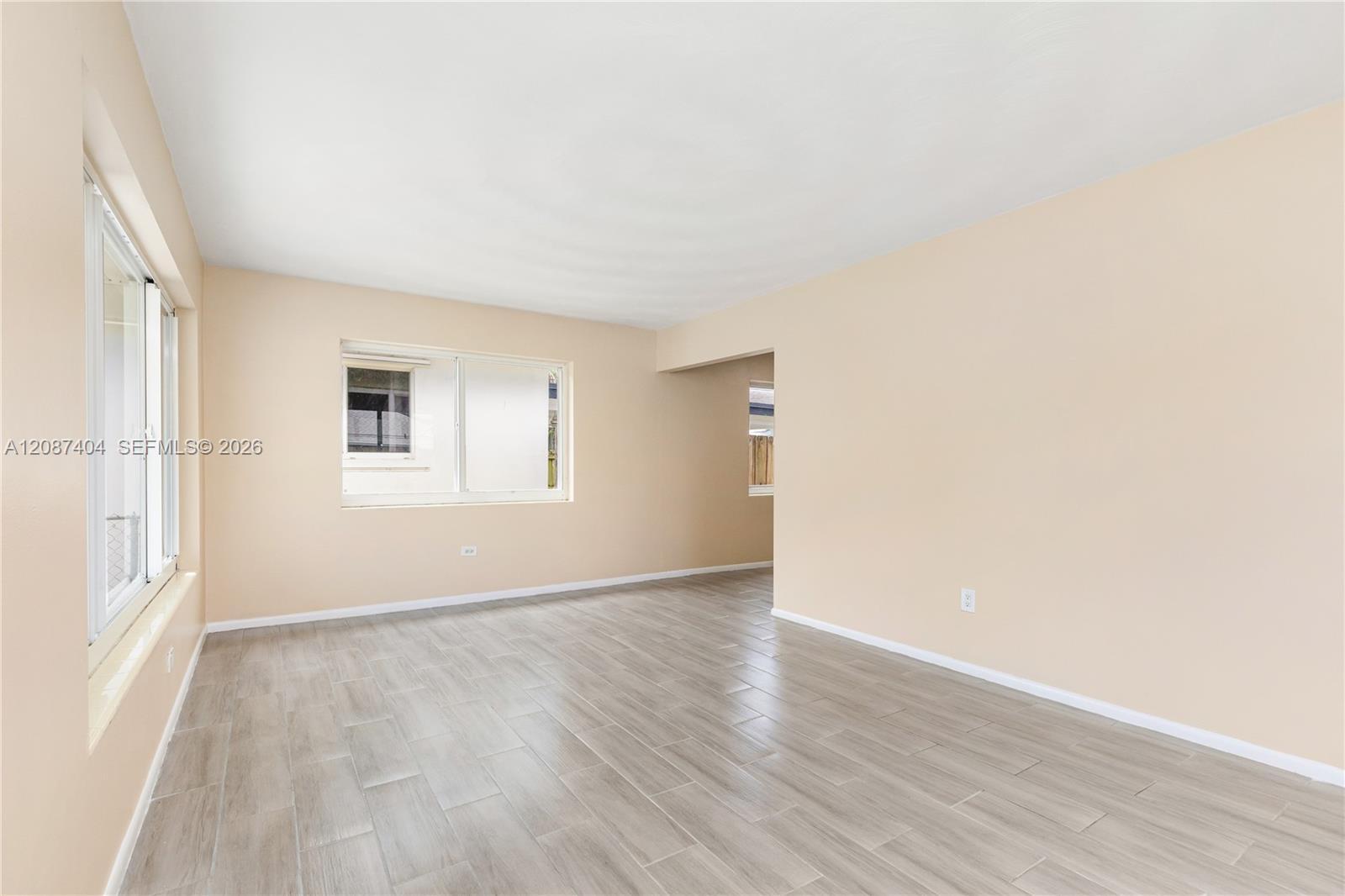 619 N D ST, Lake Worth FL 33460 photo 4