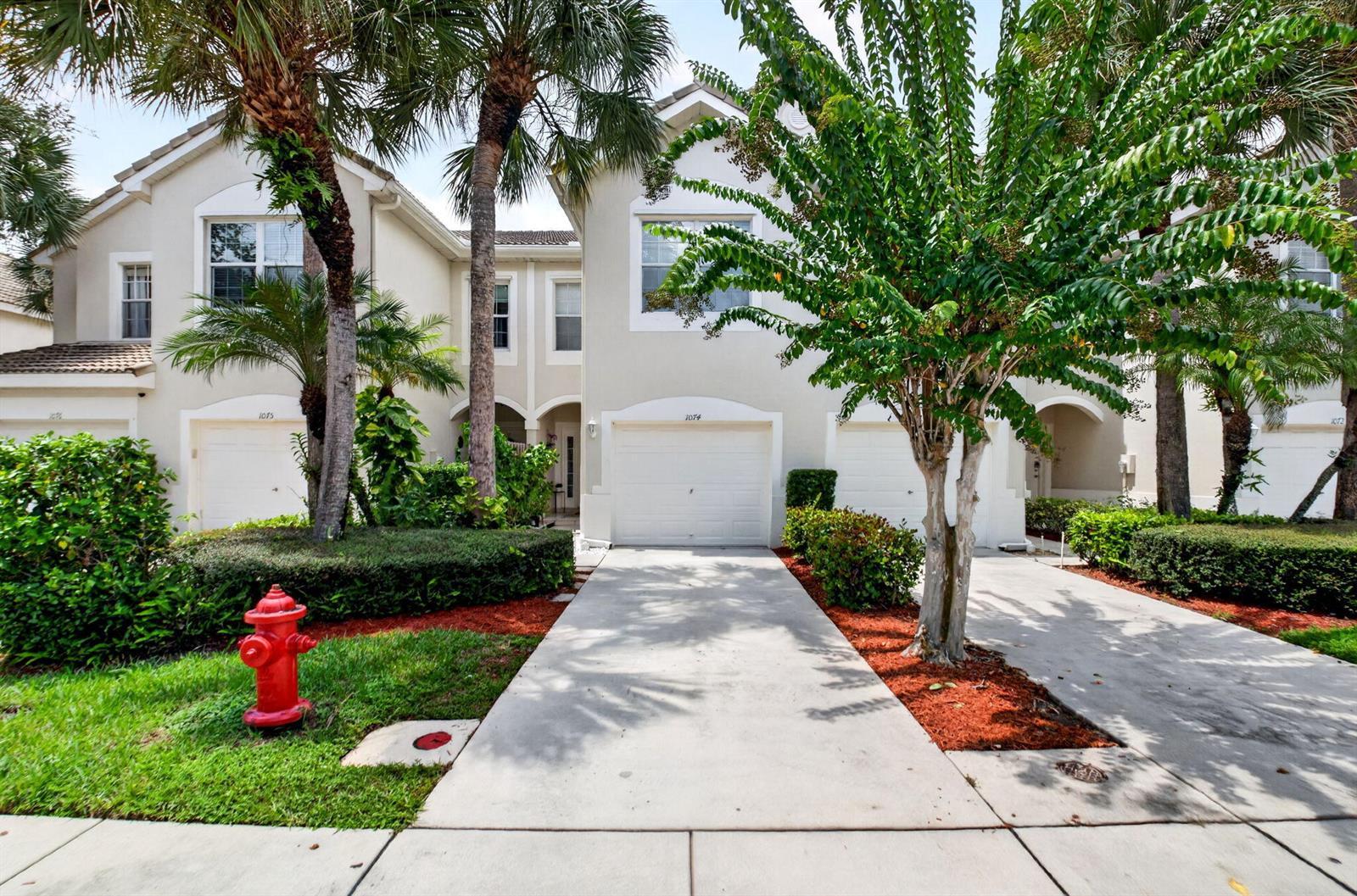 1074 Woodfield Road, Lake Worth FL 33415 photo 2