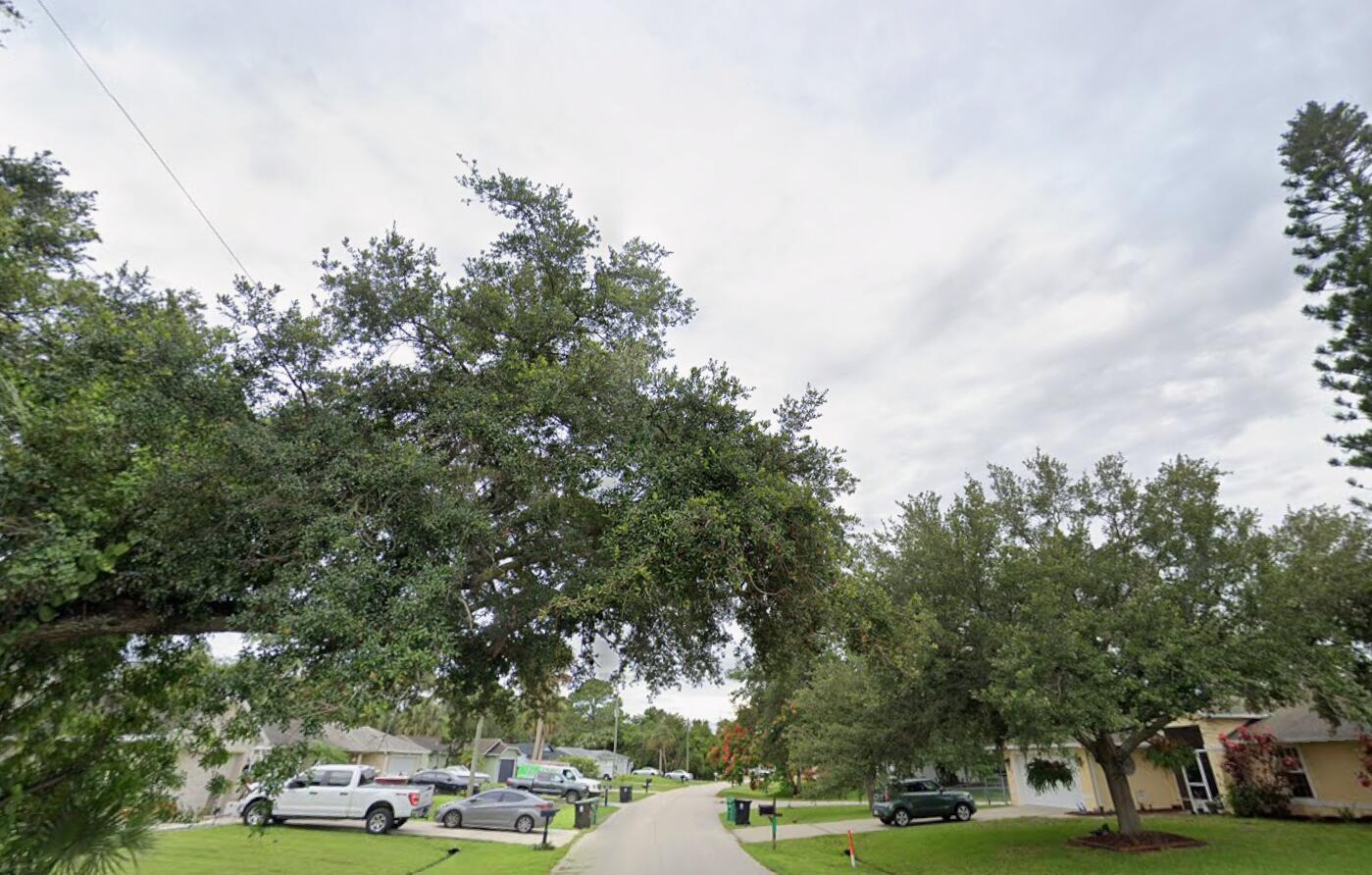 1638 SW RUIZ Terrace, Port St. Lucie FL 34953 photo 4