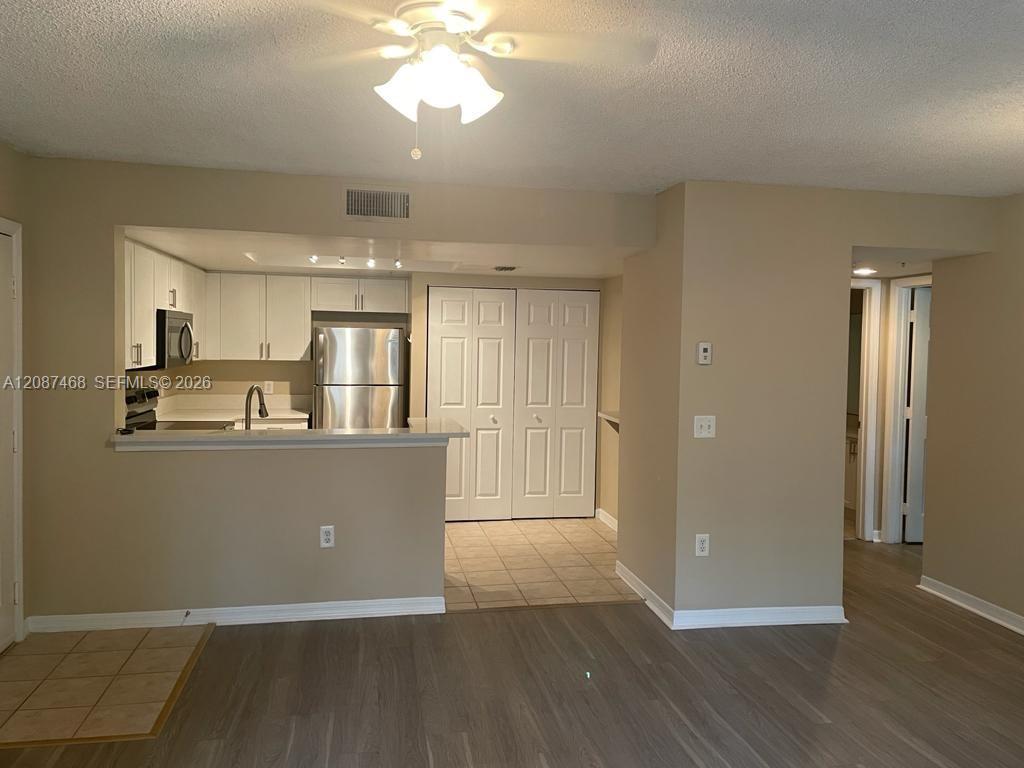 4195 N Haverhill Rd # 318, West Palm Beach FL 33417 photo 4