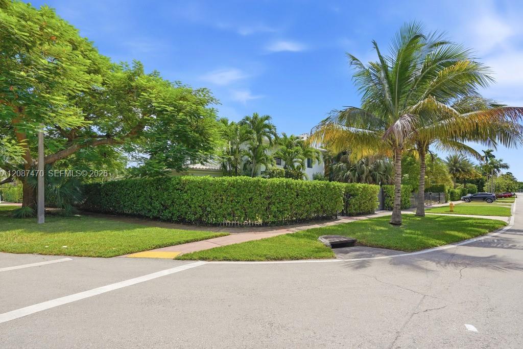 2225 Meridian Ave, Miami Beach FL 33139 photo 5