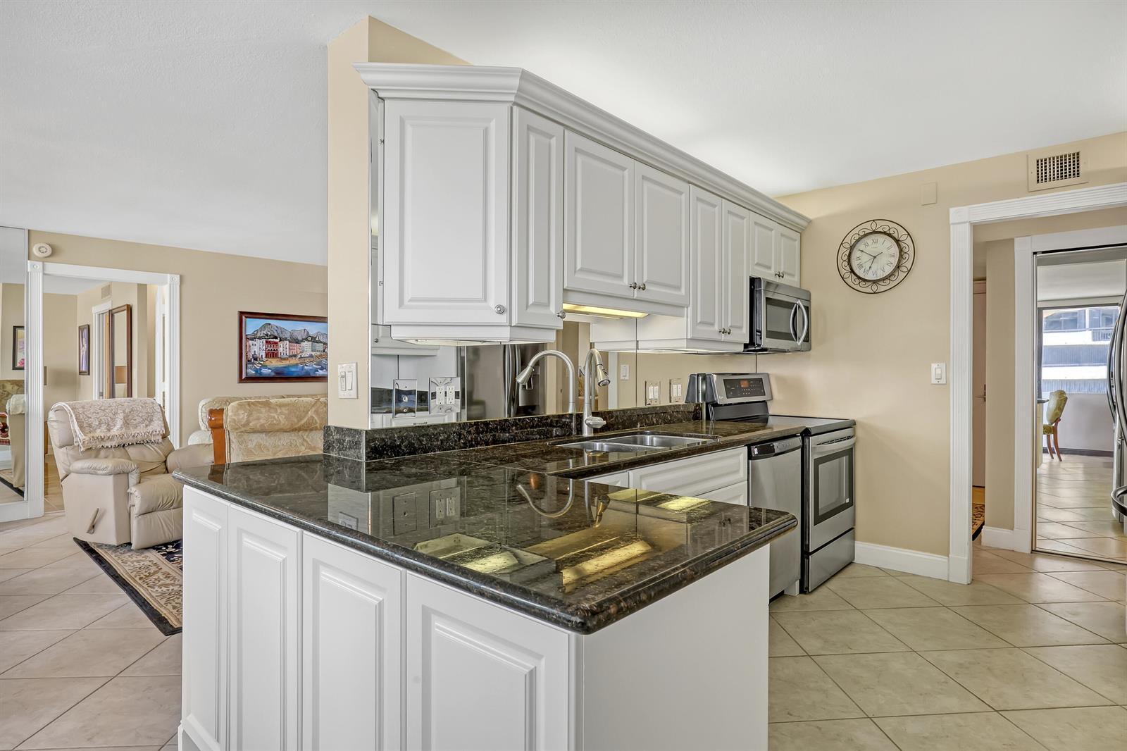 4200 N OCEAN Drive # 403, Riviera Beach FL 33404 photo 3
