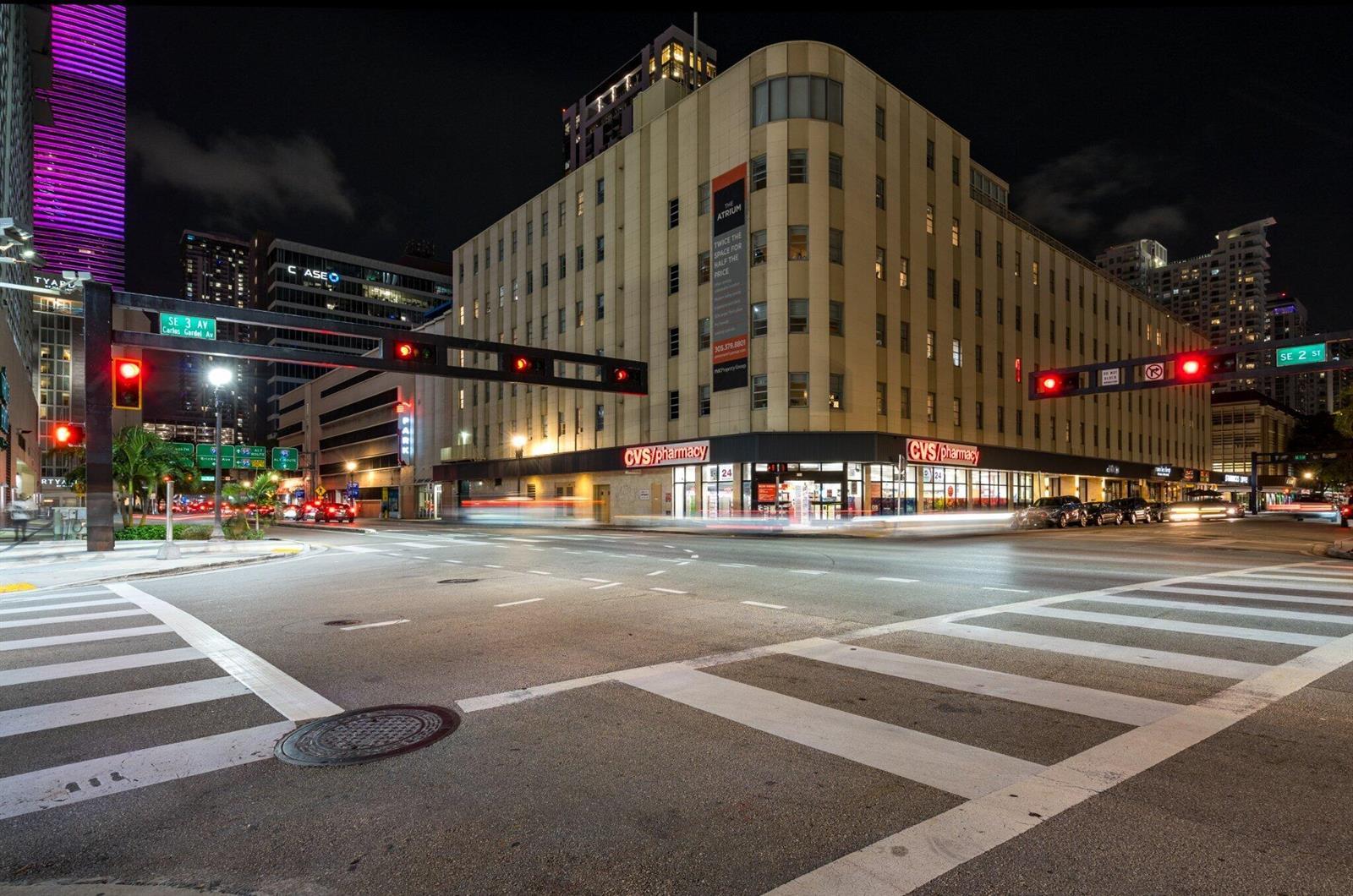 150 SE 3RD Avenue # 16, Miami FL 33131 photo 3