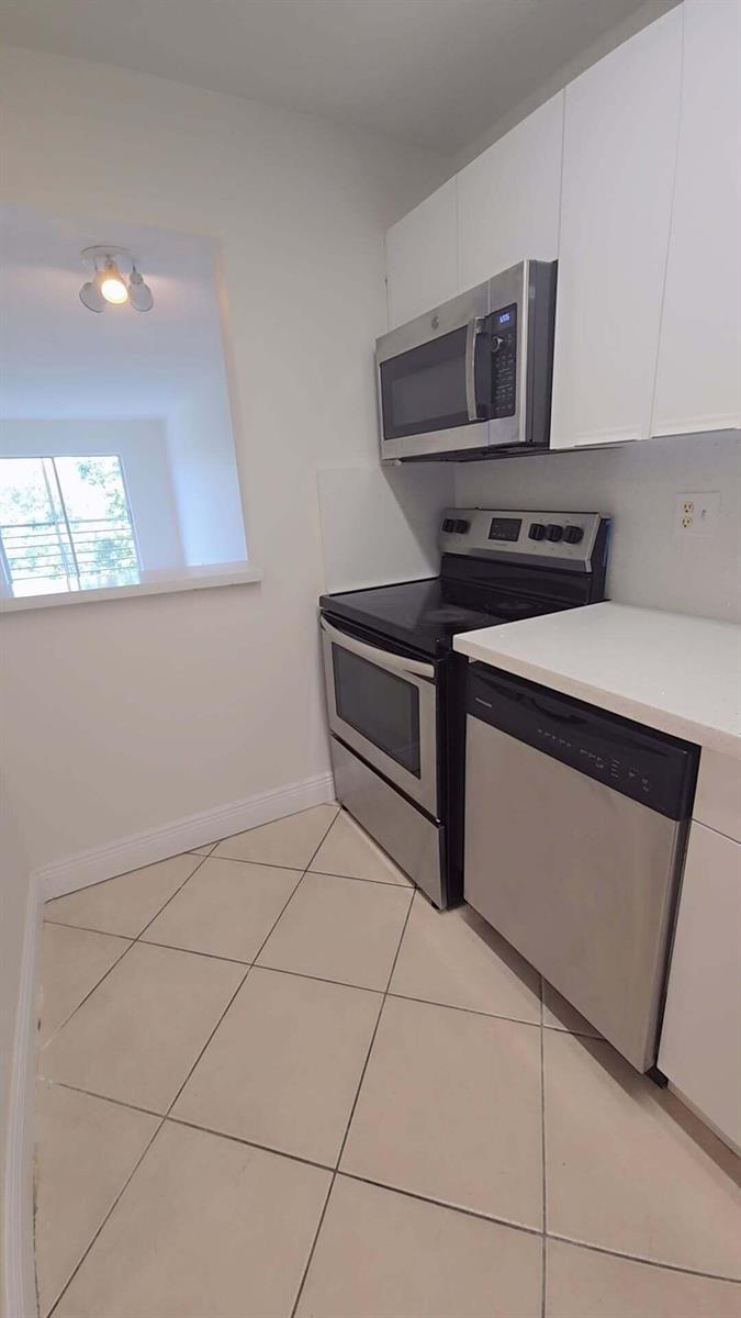 4121 STIRLING Road # 404, Dania Beach FL 33314 photo 2