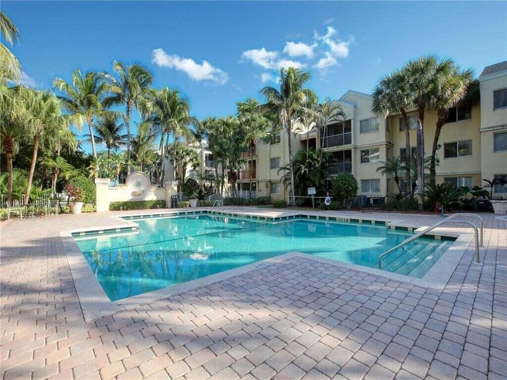 5672 ROCK ISLAND Road # 249, Tamarac FL 33319 photo 2