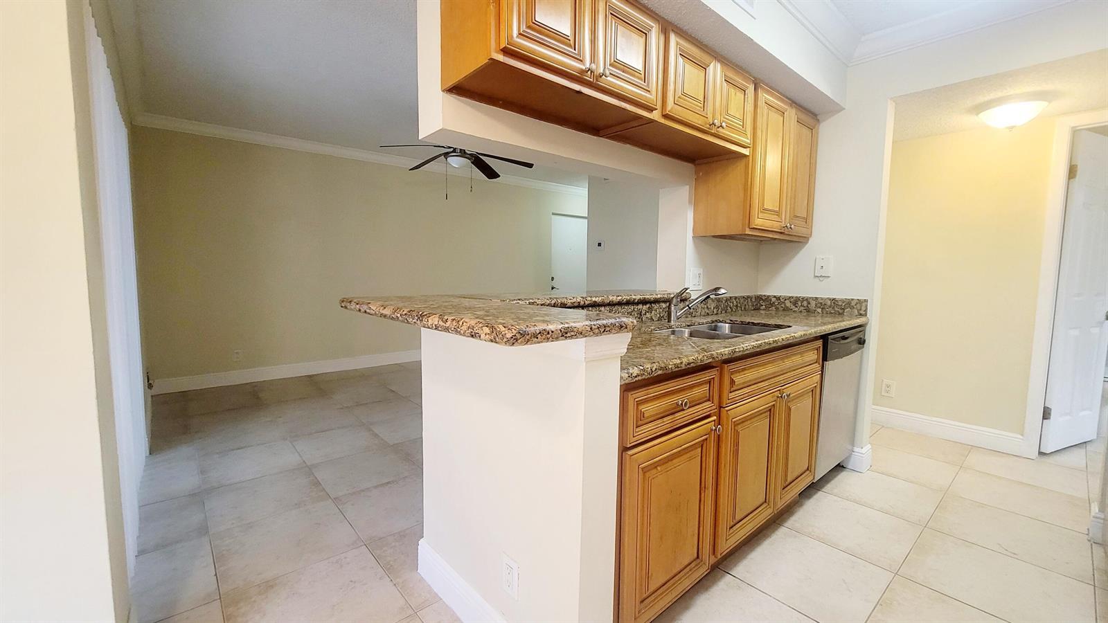 5672 ROCK ISLAND Road # 249, Tamarac FL 33319 photo 5