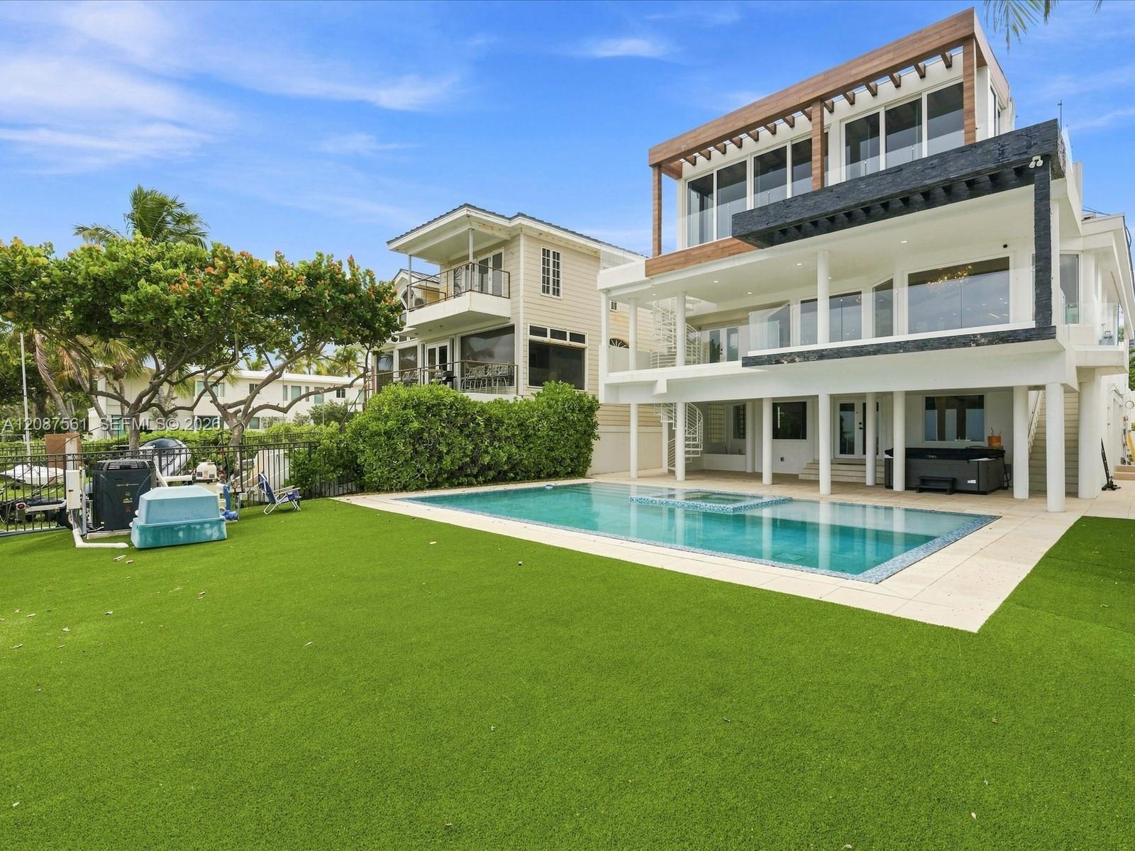 3036 N Atlantic Blvd, Fort Lauderdale FL 33308 photo 3
